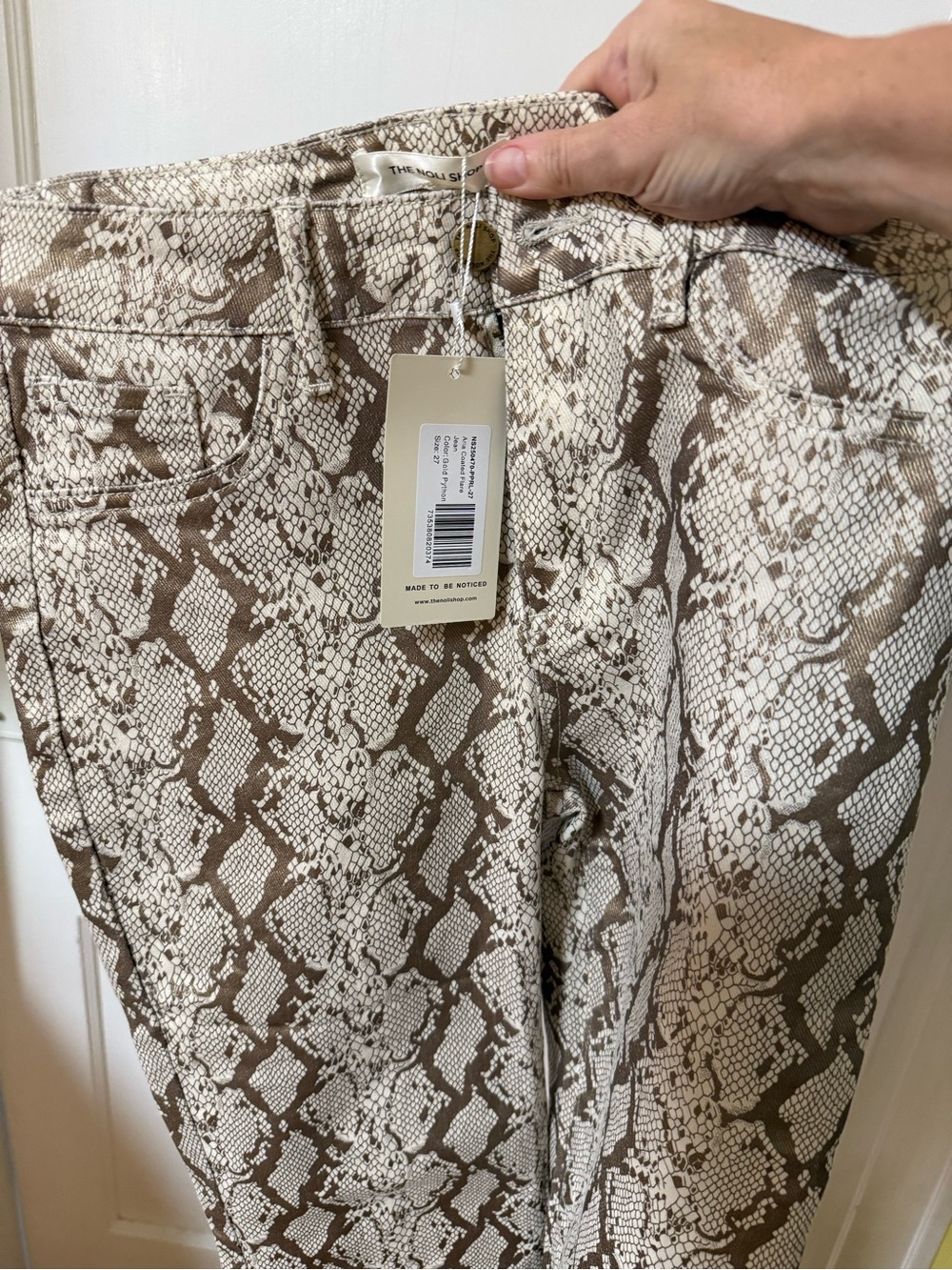 Noli Women's Boot Cut Snake-Print Jeans in Beige and Cream